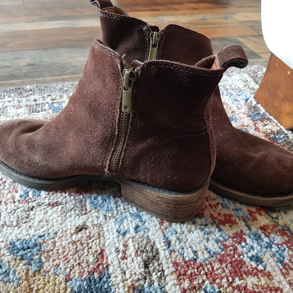 Lucky Brand suede ankle boots, size 7.5